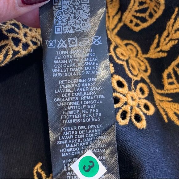 ASOS DESIGN wrap dress with gold cutwork embroidery detail in black Size 14 - Picture 9 of 12